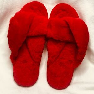 LOFT Red Plush Women's Slippers